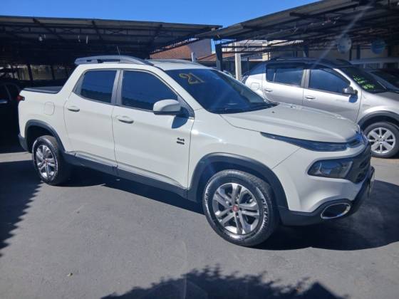 FIAT TORO 2.0 16V TURBO DIESEL FREEDOM 4WD AT9